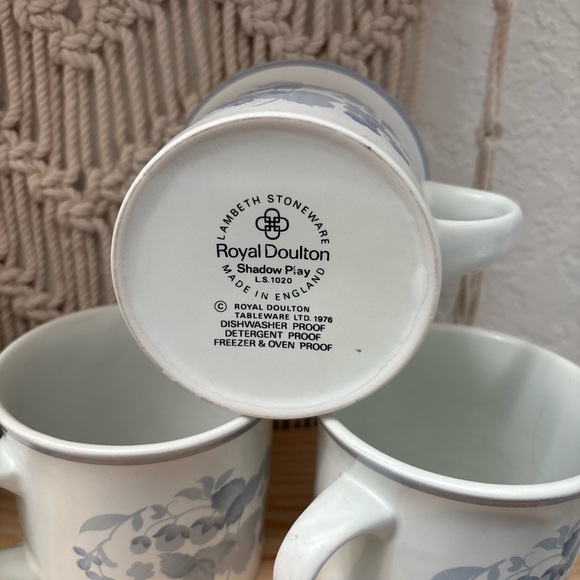 Royal Doulton Set of 6 vintage stoneware mugs, sugar and creamer in Shadow Play - Picture 2 of 2